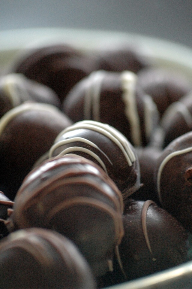 Pistasjmarsipan med sjokoladetrekk