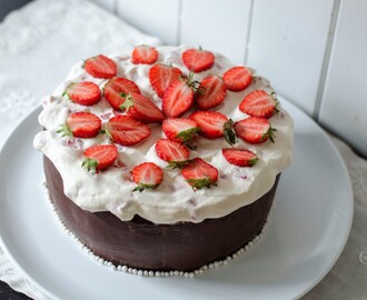 Sjokoladekake med Jordbærkrem