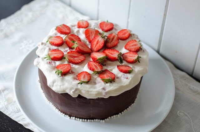 Sjokoladekake med Jordbærkrem