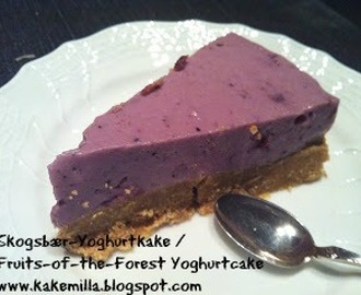 Skogsbær-Yoghurtkake / Fruits-of-the-Forest Yoghurtcake