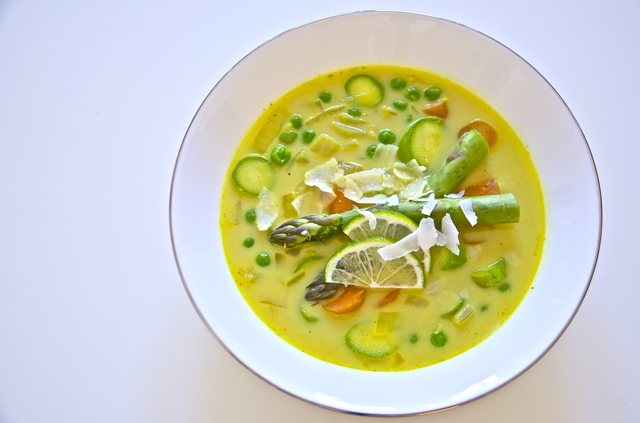 Sommerlig currysuppe