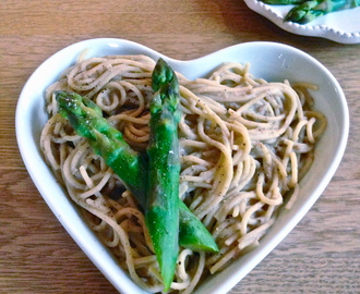 Pasta med linse- og kokoskrem