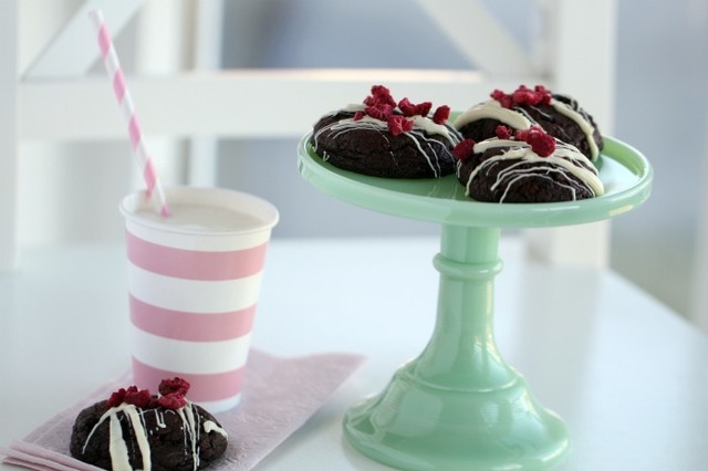 Raspberry & Oreo Cookies