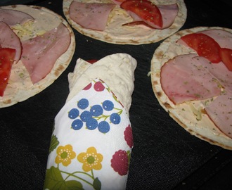 Pizzawraps passar bra både i picknickkorgen och hemma som mellanmål