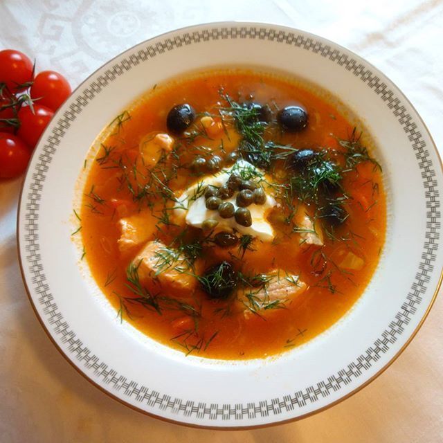 SOLYANKA / SOLJANKA - Russisk restesuppe - med laks ♫♪