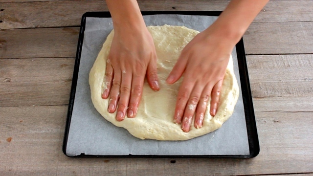Pizzauke ep. 1: pizzadeig – oppskrift og triks