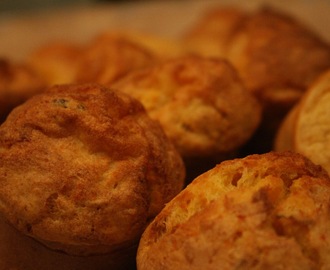 Muffins med gulrot og paprika
