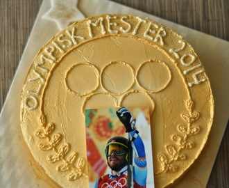 Gullmedalje kake til Kjetil Jansrud...