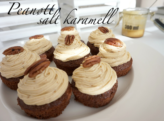 Sjokolademuffins med peanøtt og salt karamell