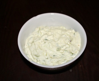 Raita og Papadums