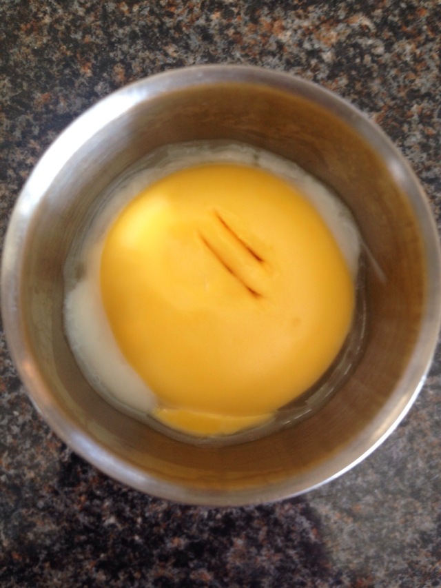 Hvordan koke en eggeplomme til babyen