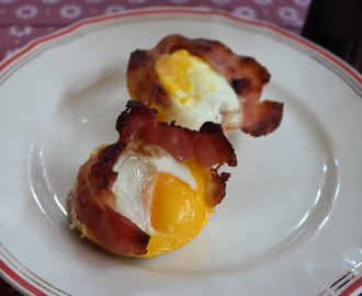 Egg og bacon i muffinsform