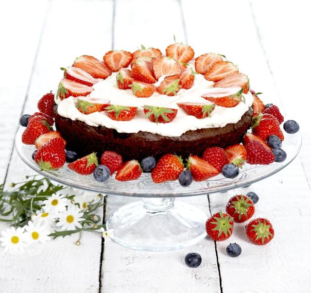 Fransk sjokoladekake med jordbær