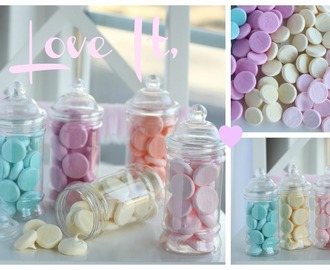 Lovely Pastel Meringue Buttons