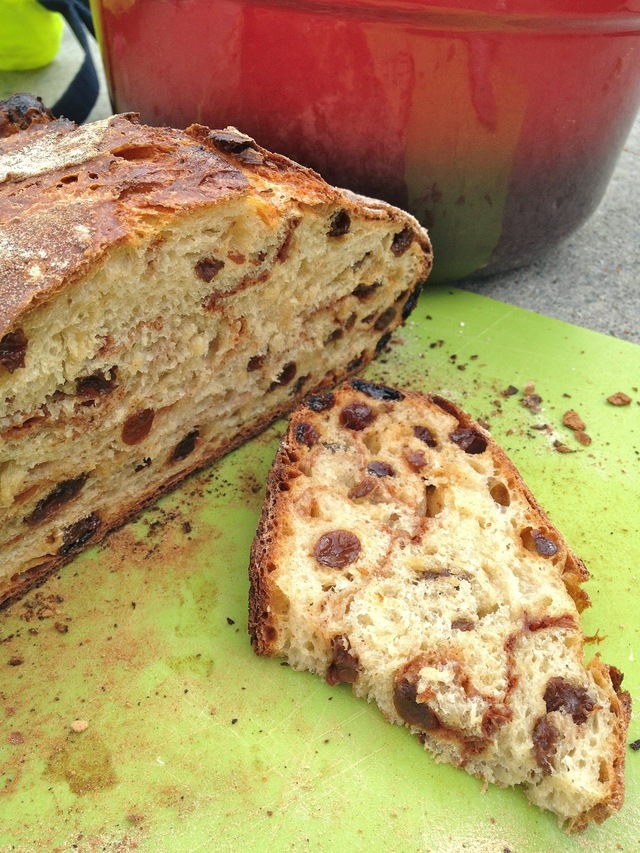 Eltefritt brød med kanel og rosin