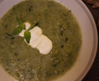 Brokkolisuppe