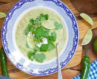 BILLIG STUDENTMIDDAG- BROKKOLISUPPE MED GRØNN CURRY