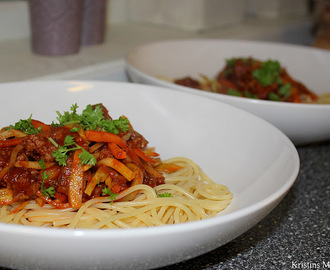Spaghetti med enkel tomatsaus