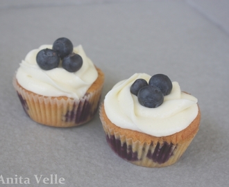 Blueberry cupcakes with creamcheese frosting