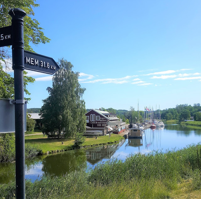 På cykel längs Göta kanal; Norsholm - Mem