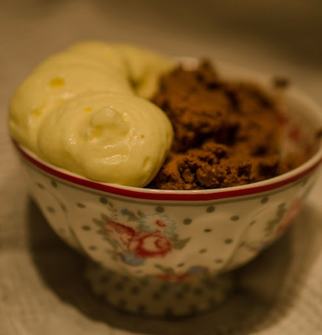Dagens dessertbombe: Sjokoladesabayon med pasjonsfruktskum