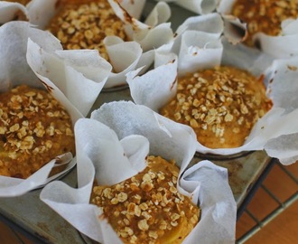 Sommer muffins med rabarbra.