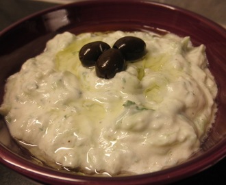 Tzatziki med olivenolje