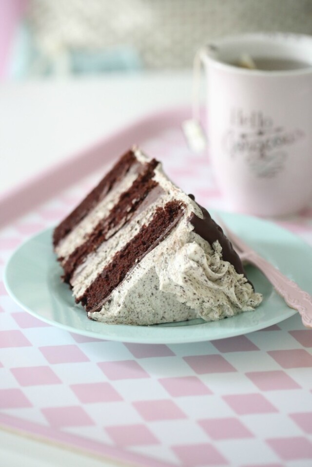 Chocolate & Oreo Cake