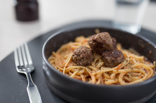 One pot pasta med chorizo-kjøttboller