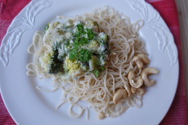 Pastasaus med brokkoli og ost – vegetar
