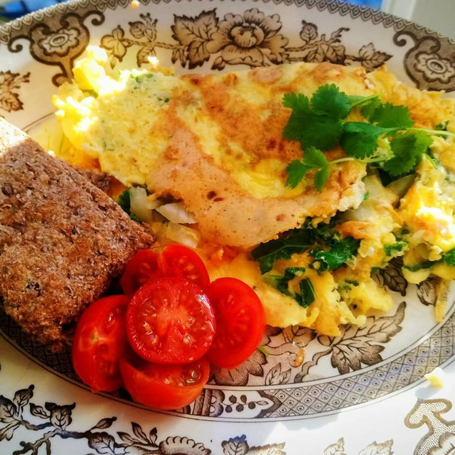 Dukan omelett m/ søtpotet og grønnkål