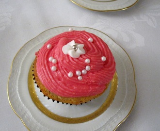 Rosa Cupcakes med Blåbær