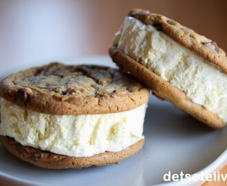 Cookies Ice Cream Sandwich
