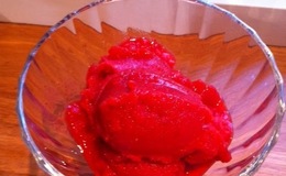 jordbær sorbet