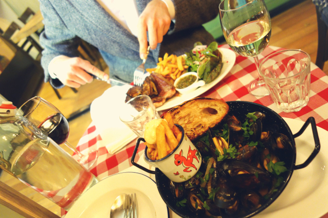 MOULES FRITES