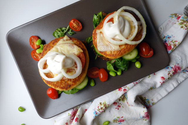 GRATINERTE FISKEKAKER - SUNN MIDDAG PÅ 10 MINUTTER