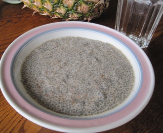 Cha-cha-cha-chia pudding og ananas-rødbete juice