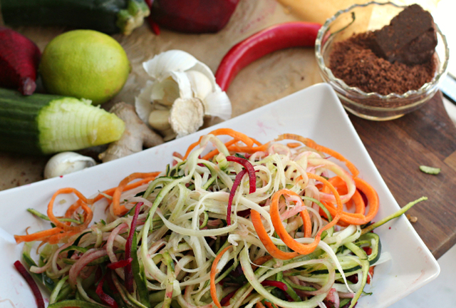 Kjøkkenutstyr: grønnsaksspaghetti og rivjern!