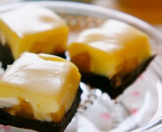 Dobbel sjokolade fudge med mango is og marshmallows – Steg for steg i bilder