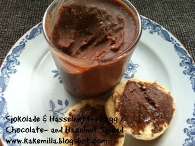 Sjokolade & Hasselnøtt-pålegg /             Chocolate & Hazelnut Spread