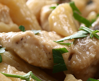 This Easy One-Pot Chicken Marsala Pasta Dinner Is Right Up Your Alley