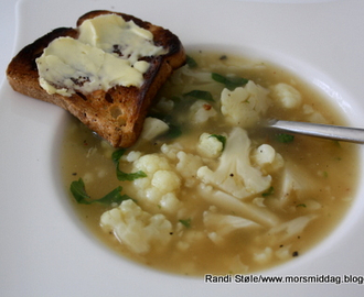 Lynkjapp blomkålsuppe med hvitløk og basilikum(Gluten og melkefri)