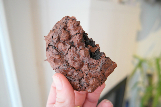 Glutenfrie brownie cookies oppskrift: Sprø i kanten og seige i midten