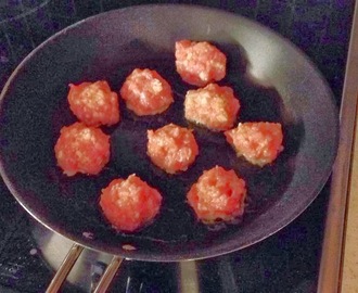 Kjøttboller - kyllingkjøttdeig og parmesan