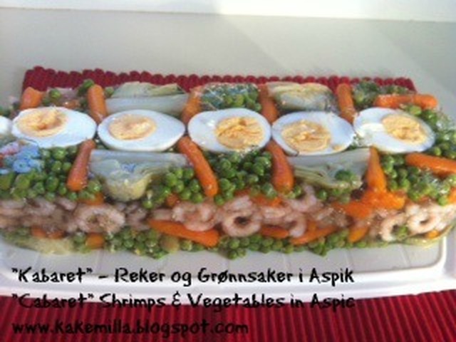 "Kabaret" - Reker og Grønnsaker i Aspik / "Cabaret" Shrimps & Vegetables in Aspic