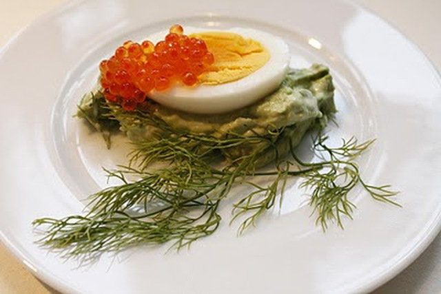 Egg og avokadorøre