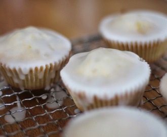 Sitron muffins med valnøtter