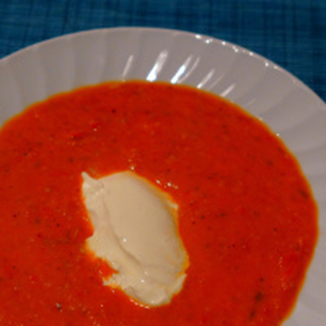 Suppe av ovnsbakte tomater