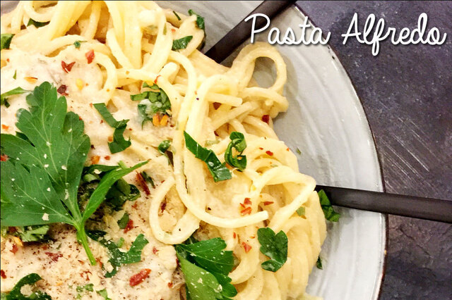 Vegansk Pasta Alfredo med få ingredienser