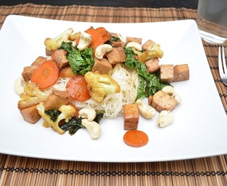 Norsk-asiatisk wok med somen-nudler og tofu